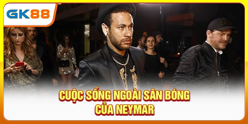 Cuộc sống ngoài sân bóng